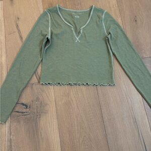 American Eagle Outfitters Sage Long Sleeve Tee